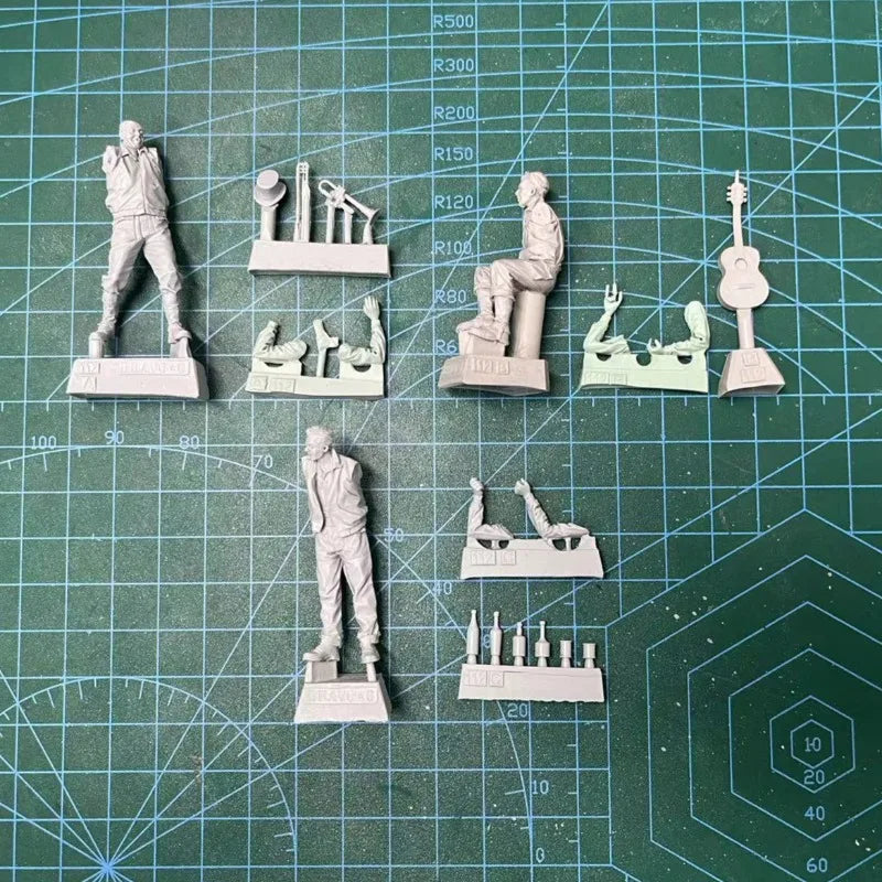 1/35 WWII American Tank Musicians, 3 Figures, Resin Model Figure Kit, Unassembled and Unpainted