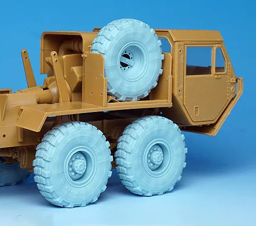 1/35 Modern M977 HEMTT Wheels, Resin Model Vehicle Kit, Unassembled and Unpainted