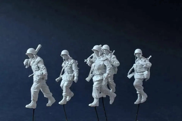 WWI Soldiers, 5 Figures, Resin Model Figure Kit, Unassembled and Unpainted
