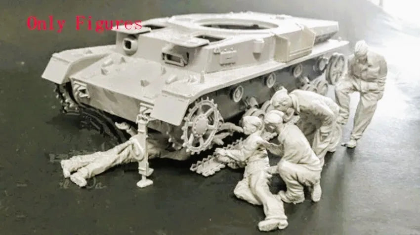 1/35 WWII German Infantry Squad in Assault, 2 Figures, Resin Model Figure Kit, Unassembled and Unpainted