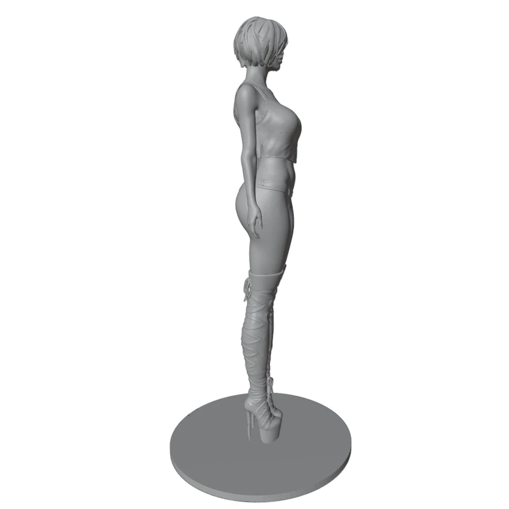 1/24 Athletic Woman with Halter Top and Leg Wraps, Resin Model Figure Kit, Unassembled and Unpainted