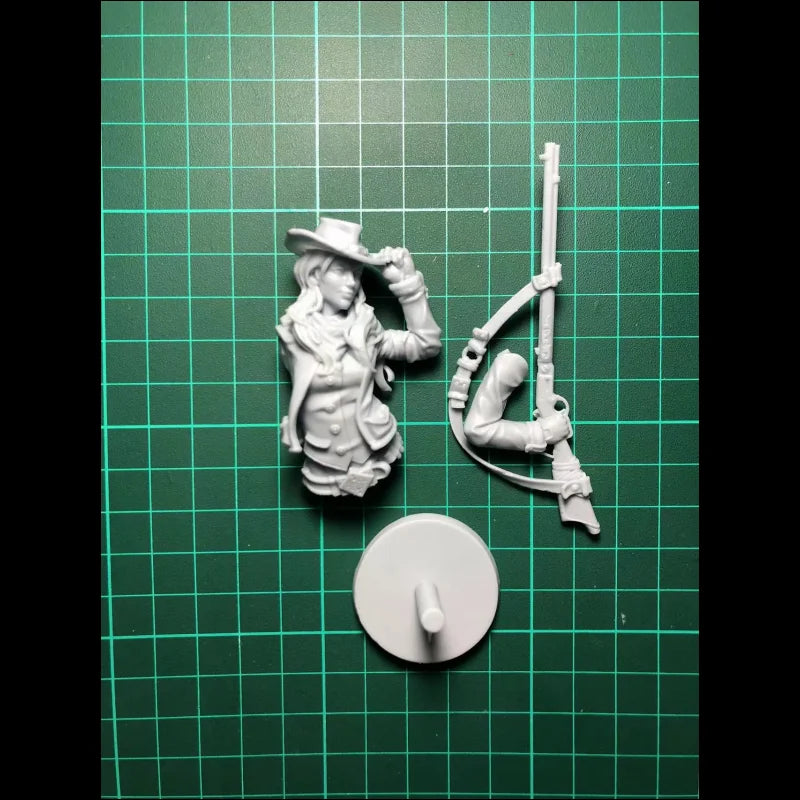 60mm Pirate Swashbuckler Adjusting Tricorn Hat, Resin Model Bust Kit, Fantasy Theme, Unassembled and Unpainted