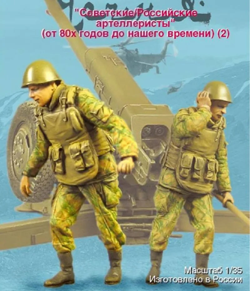1/35 WWI Russian Artillery Crew, 2 Figures, Resin Model Figure Kit, Unassembled and Unpainted