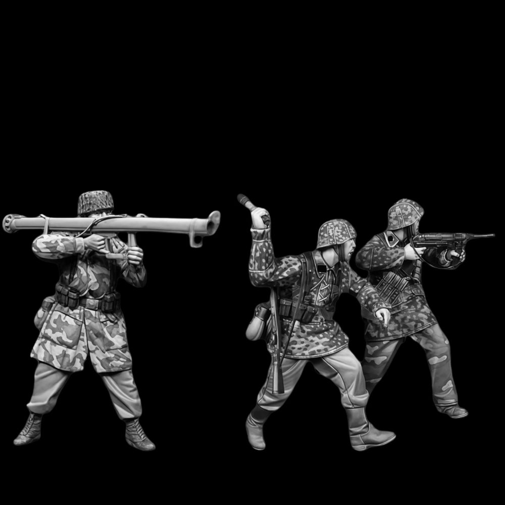 1/35 Modern Infantry Soldiers Camouflaged, 3 Figures, Resin Model Figure Kit, Unassembled and Unpainted