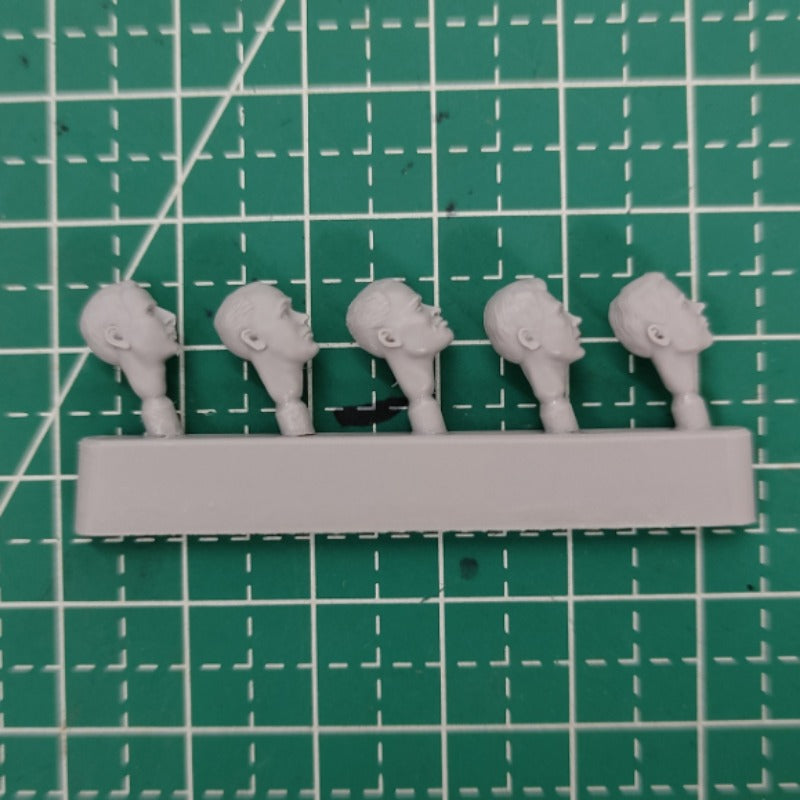1/35 Male Head Sculpts, Resin Model Figure Kit, Unassembled and Unpainted