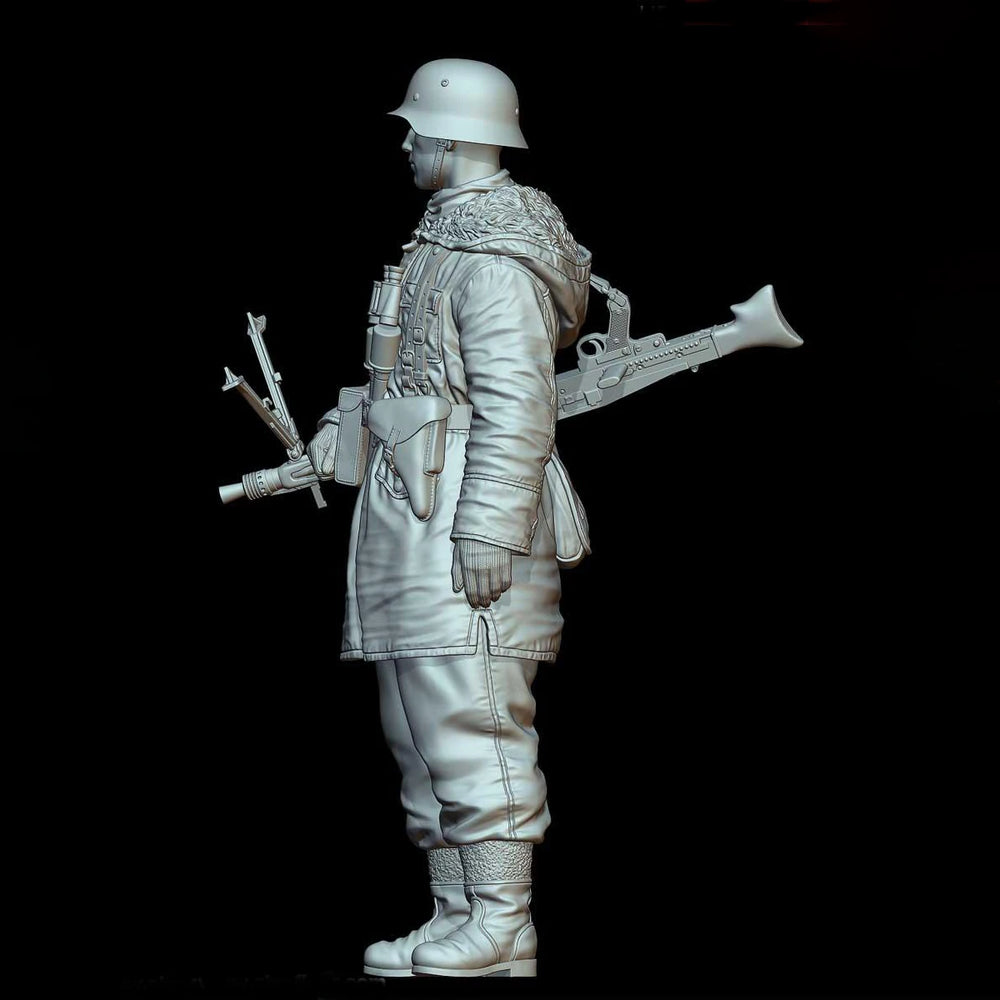 1/16 WWI German Infantryman with Mauser Rifle, Resin Model Figure Kit, Unassembled and Unpainted
