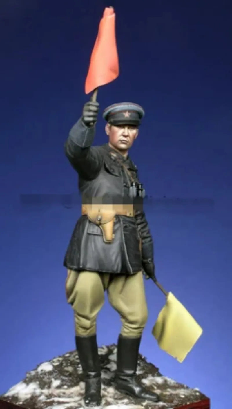 1/16 Cold War Soviet Officer, 2 Figures, Resin Model Figure Kit, Unassembled and Unpainted