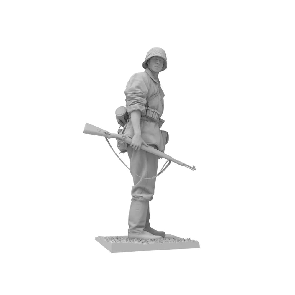 75mm WWI German Infantryman with Rifle and Bayonet, Resin Model Figure Kit, Unassembled and Unpainted