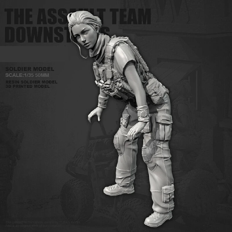 1/35 Modern Female Assault Operator in Tactical Vest, Resin Model Figure Kit, Unassembled and Unpainted