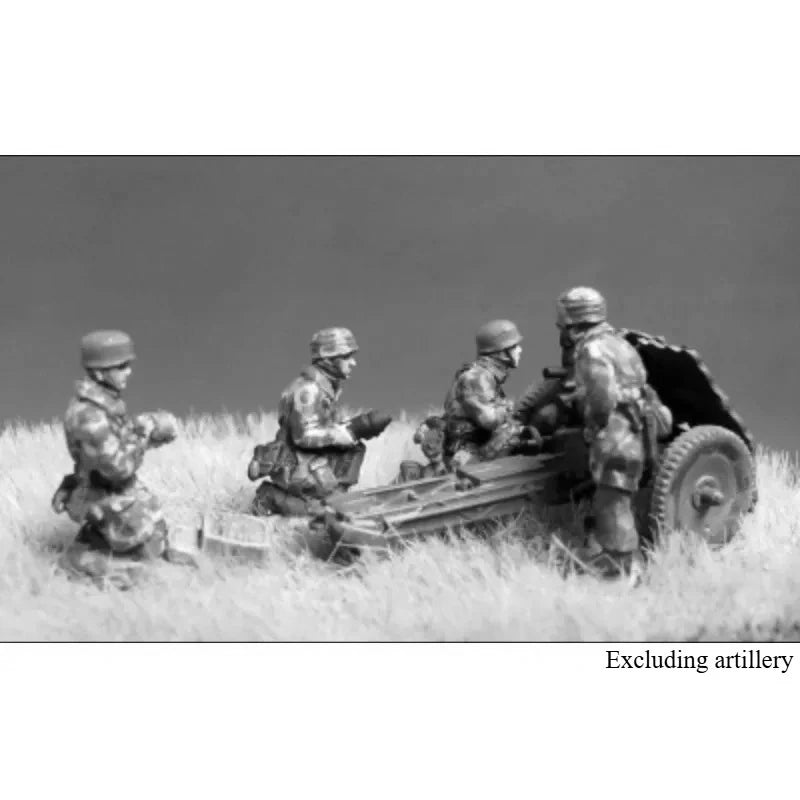 1/72 WWII German Air Force Artillery Unit, 4 Figures, Resin Model Figure Kit, Unassembled and Unpainted