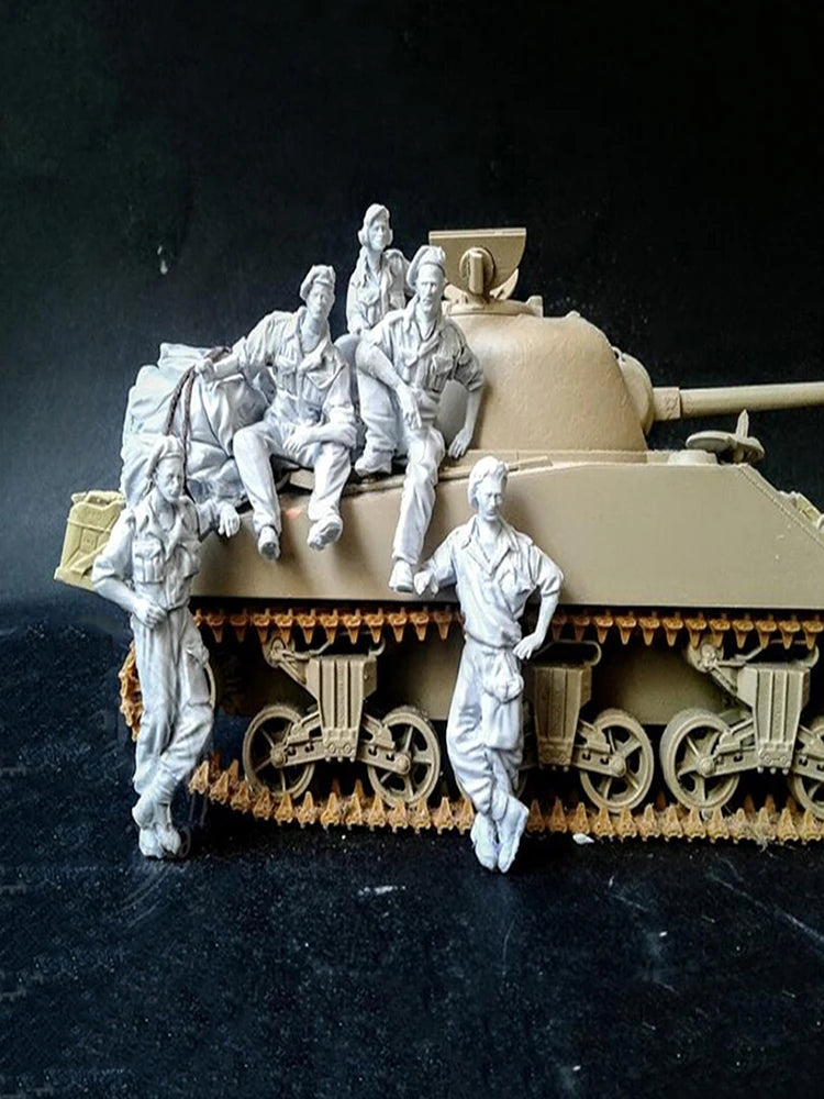 1/35 Modern Military Crew, 5 Figures, Resin Model Figure Kit, Unassembled and Unpainted