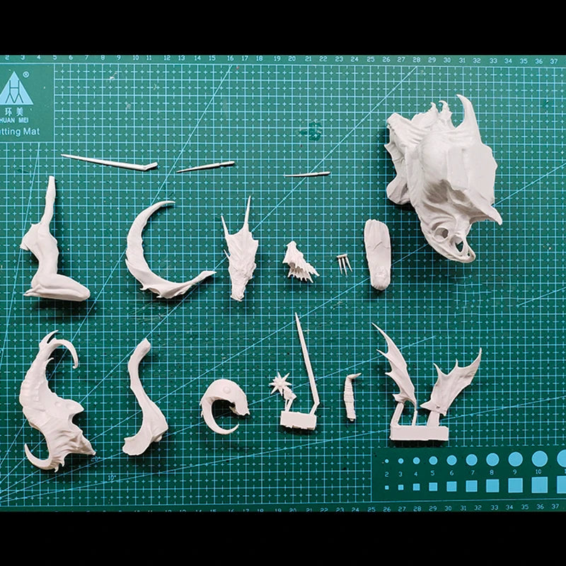 1/24 Pin-up with Demonic Base, 2 Figures, Resin Model Diorama Kit, Unassembled and Unpainted