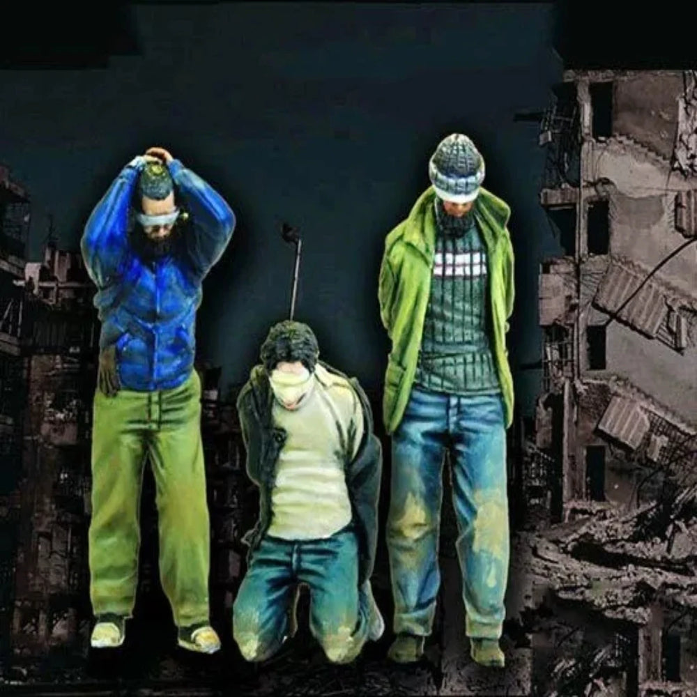 1/35 Modern Military POW, 3 Figures, Resin Model Figure Kit, Unassembled and Unpainted