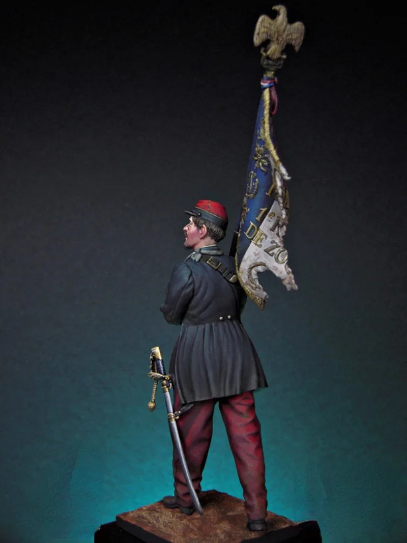 1/24 Napoleonic French Standard Bearer, Resin Model Figure Kit, Unassembled and Unpainted