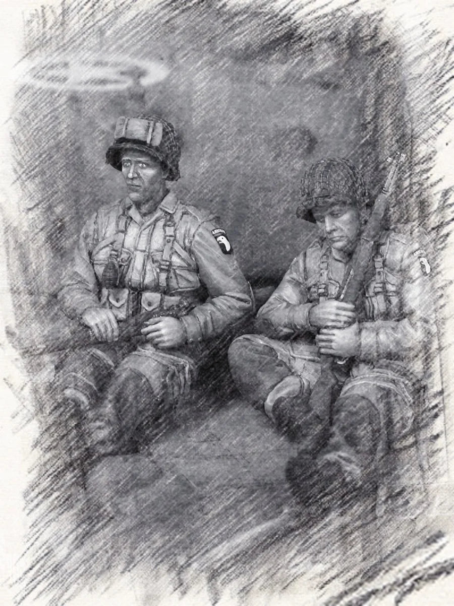 1/35 WWII Soldiers Sitting, 2 Figures, Resin Model Figure Kit, Unassembled and Unpainted