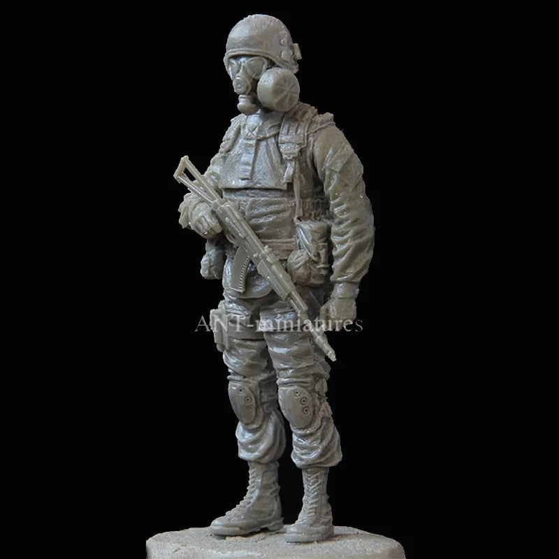 1/35 Modern Combat Infantrymen with Assault Rifles, 2 Figures, Resin Model Figure Kit, Unassembled and Unpainted