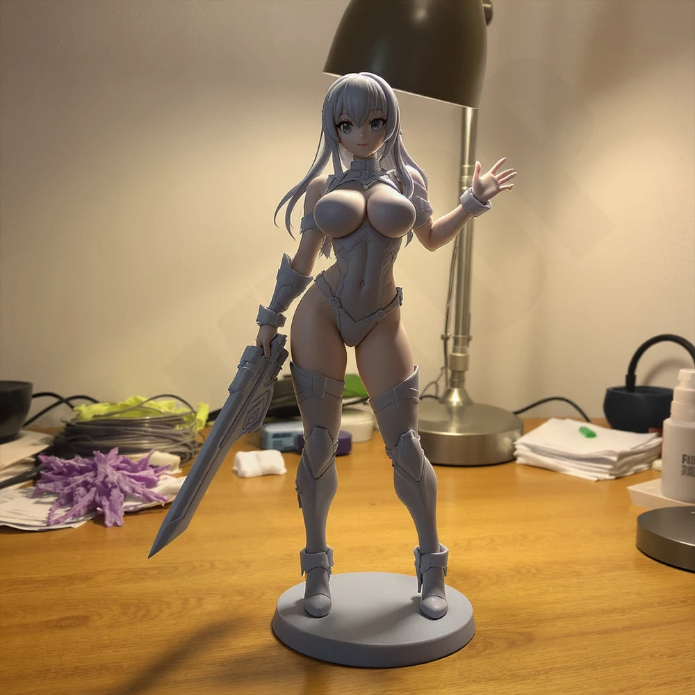 1/24 Female Warrior with Twin Blades, Resin Model Figure Kit, Sci-Fi Theme, Unassembled and Unpainted