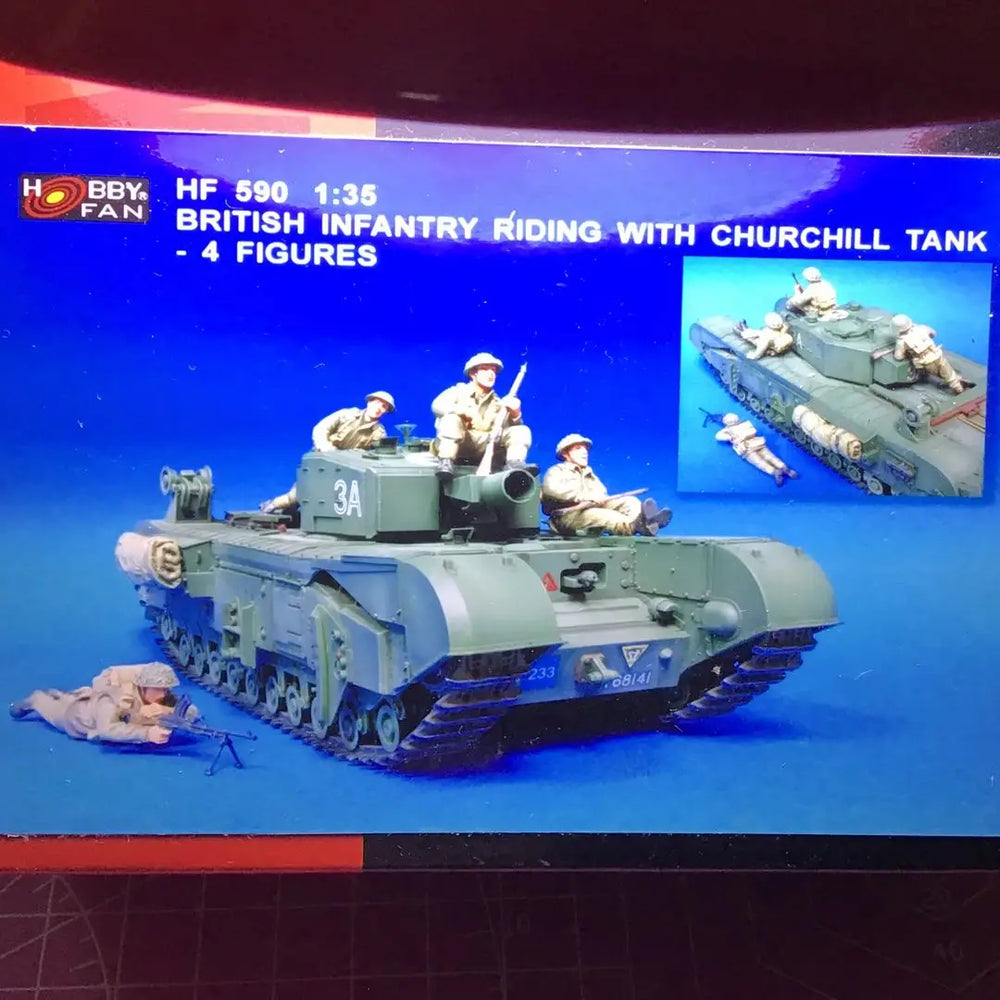 1/35 WWII British Tank Commanders and Crew, 4 Figures, Resin Model Figure Kit, Unassembled and Unpainted