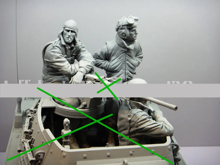 1/16 WWII German Tank Crew Operating Turret, 3 Figures, Resin Model Figure Kit, Unassembled and Unpainted