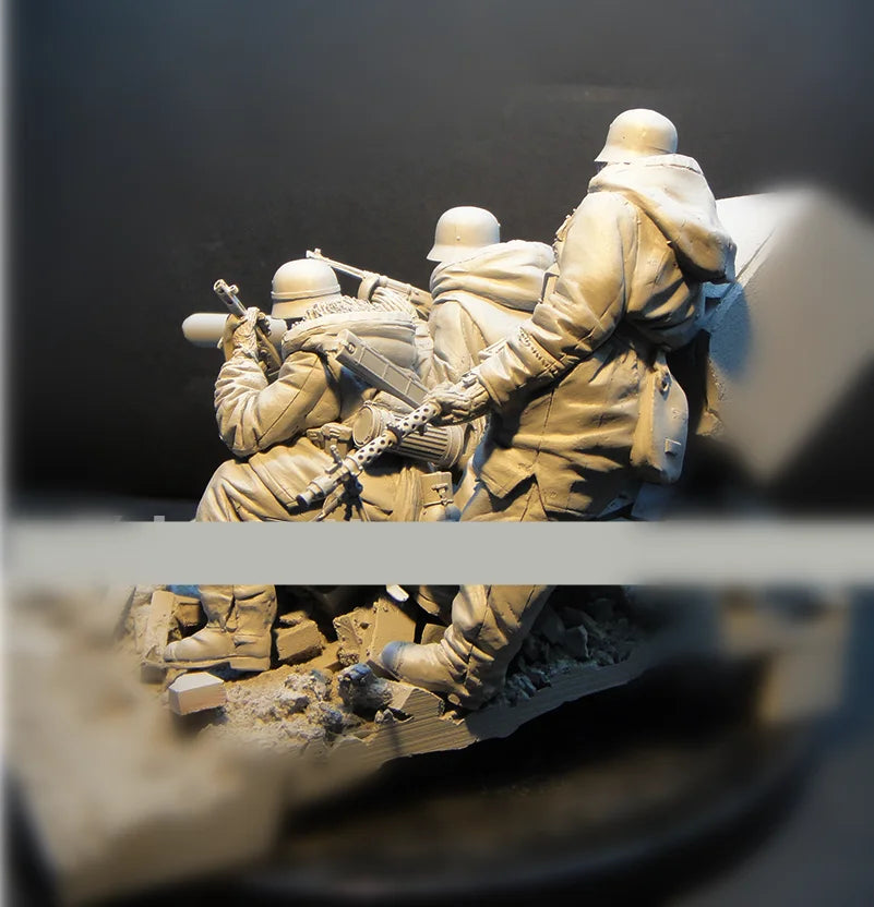 1/16 WWI Trench Scene, 3 Figures, Resin Model Diorama Kit, Unassembled and Unpainted