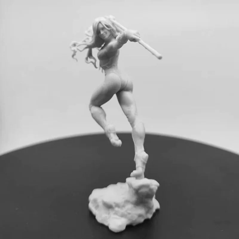 1/24 Warrior with Crescent Horns Thrusting Spear, Resin Model Figure Kit, Fantasy Theme, Unassembled and Unpainted