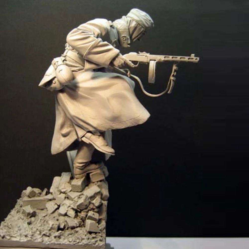 1/16 WWII German MG42 Gunner in Greatcoat, Resin Model Figure Kit, Unassembled and Unpainted