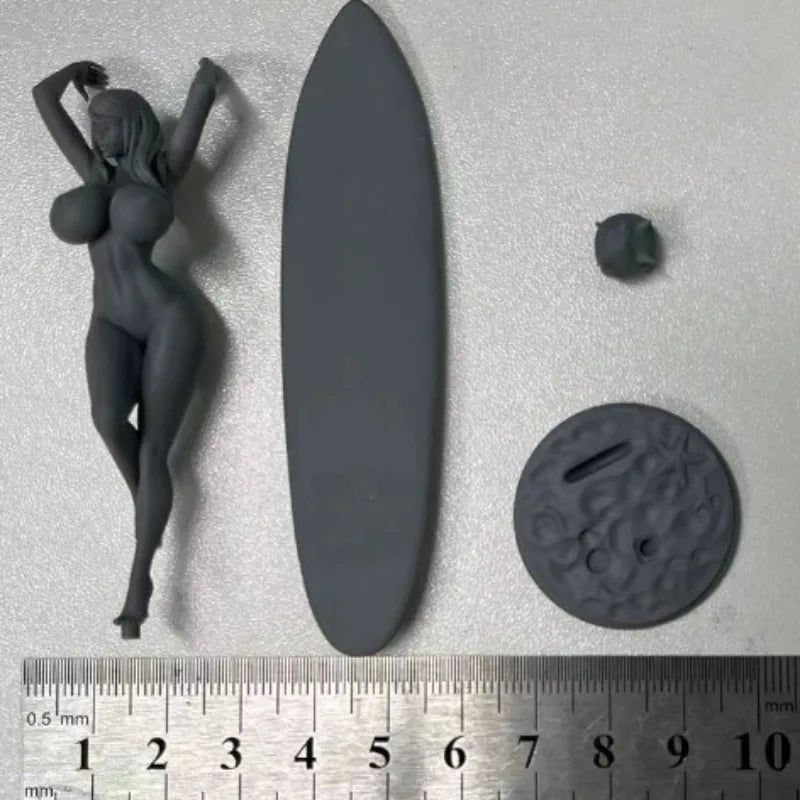 1/24 Bounty Hunter Surfer Girl, Resin Model Figure Kit, Fantasy Theme, Unassembled and Unpainted
