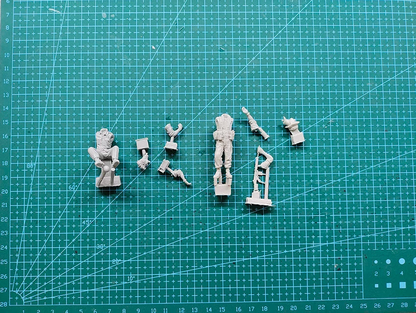 1/35 Cold War Australian M113, 2 Figures, Resin Model Vehicle Kit, Unassembled and Unpainted