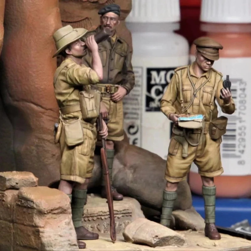 1/35 WWI British Officer Tank Crewman Australian Soldier, 3 Figures, Resin Model Figure Kit, Unassembled and Unpainted