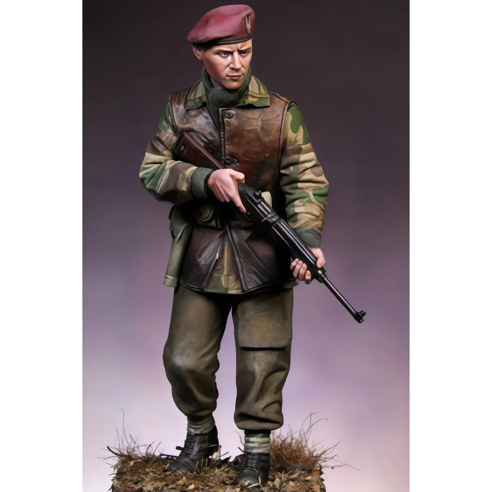 1/16 Modern British Assault Soldier, Resin Model Figure Kit, Unassembled and Unpainted