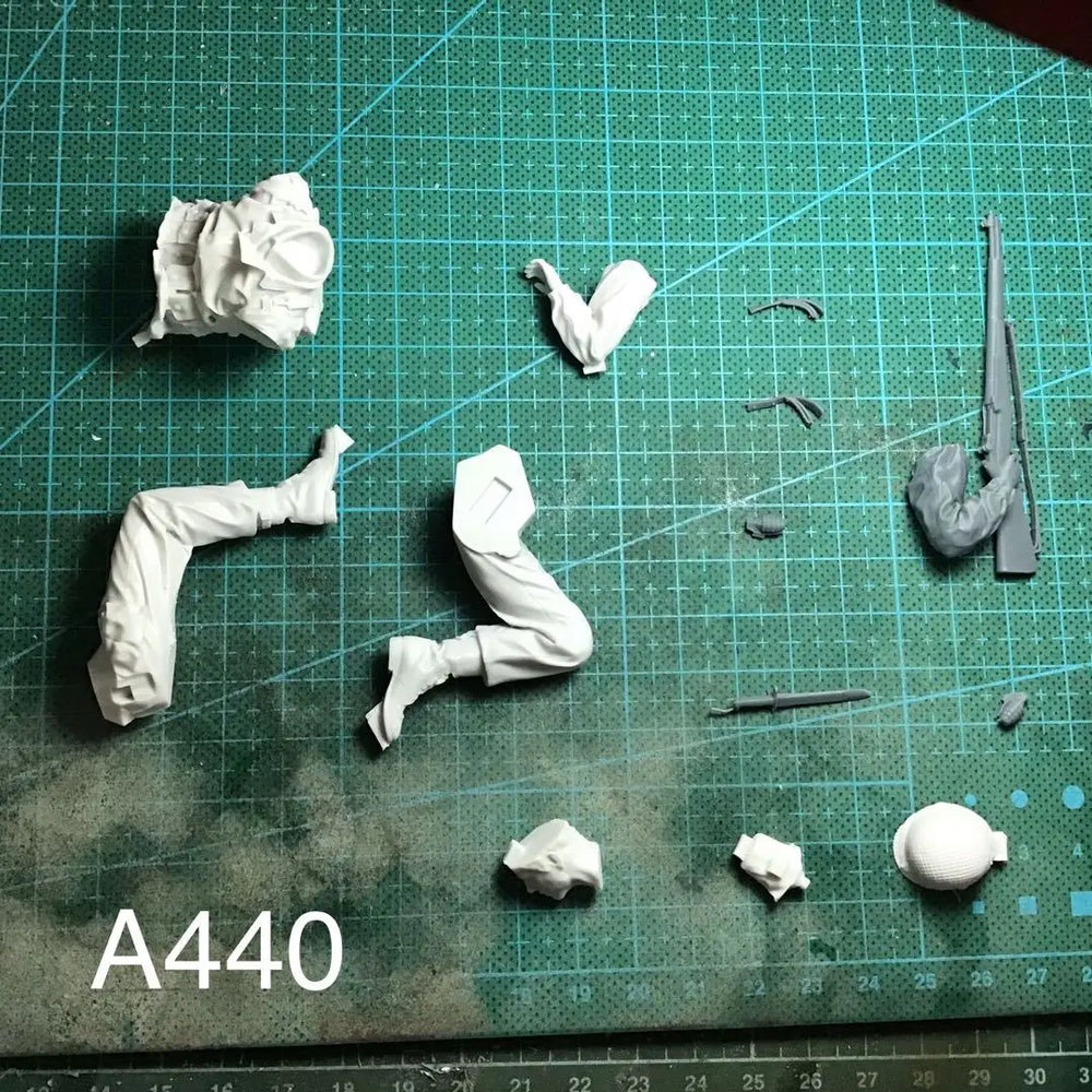 1/16 Modern American Soldier, Resin Model Figure Kit, Unassembled and Unpainted