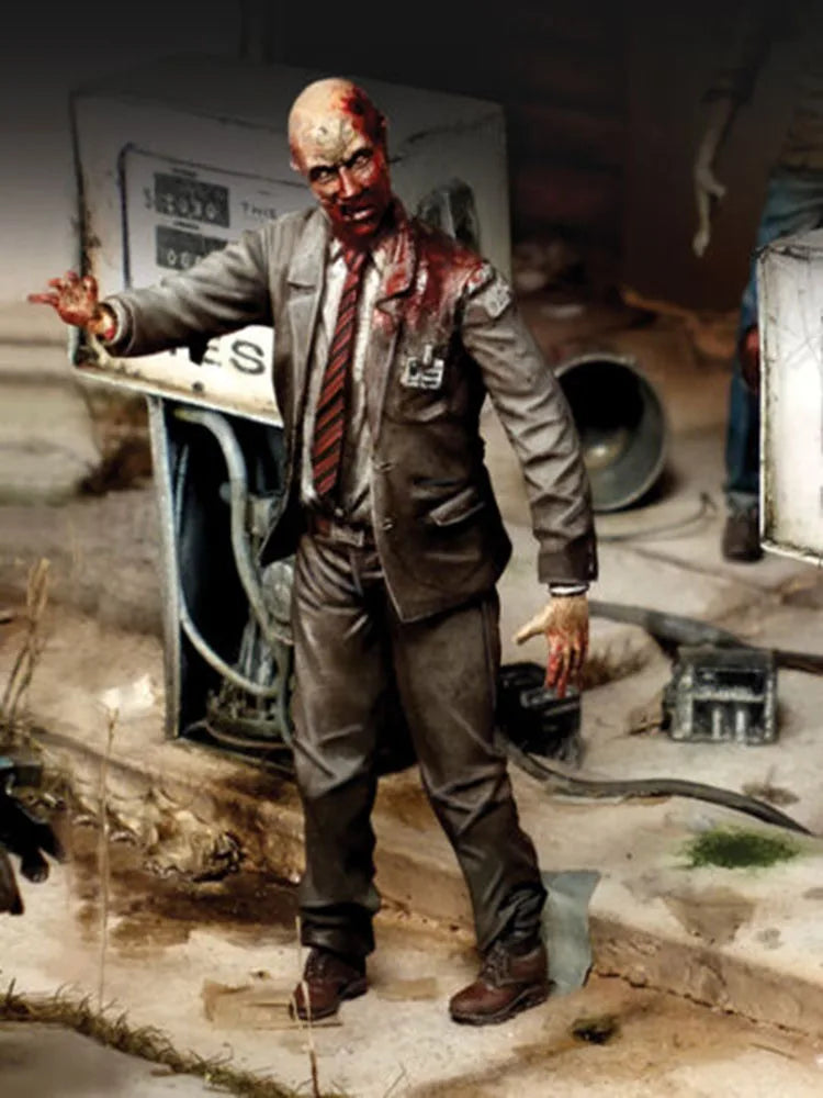 1/35 Dark Fantasy Zombie Survivor, Resin Model Figure Kit, Fantasy Theme, Unassembled and Unpainted