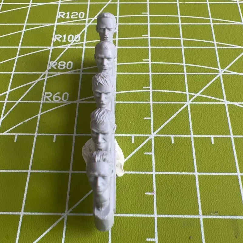 1/35 Soldier Replacement Heads, 28 Figures, Resin Model Bust Kit, Military Theme, Unassembled and Unpainted