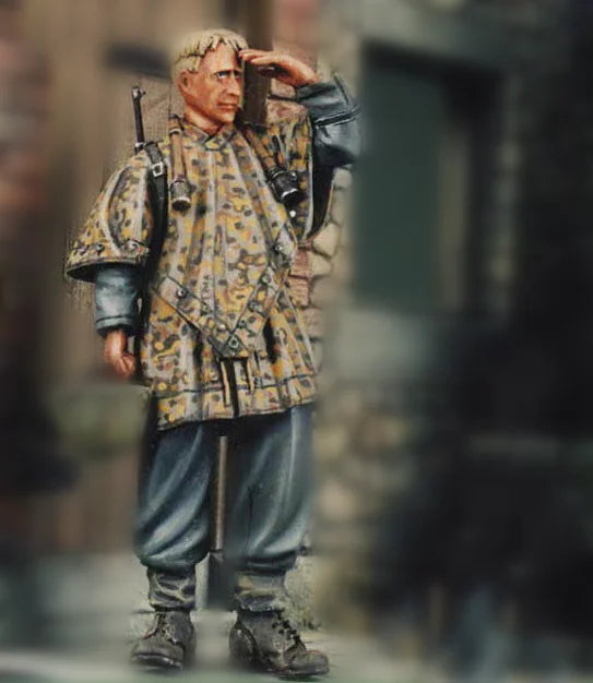 1/35 Modern Military Officer, Resin Model Figure Kit, Unassembled and Unpainted