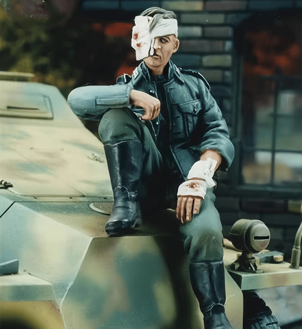 1/35 WWII Casualty, Resin Model Figure Kit, Unassembled and Unpainted