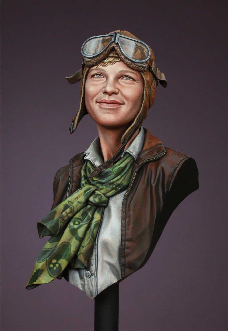 1/10 WWI Aviator Pilot, Resin Model Bust Kit, Unassembled and Unpainted