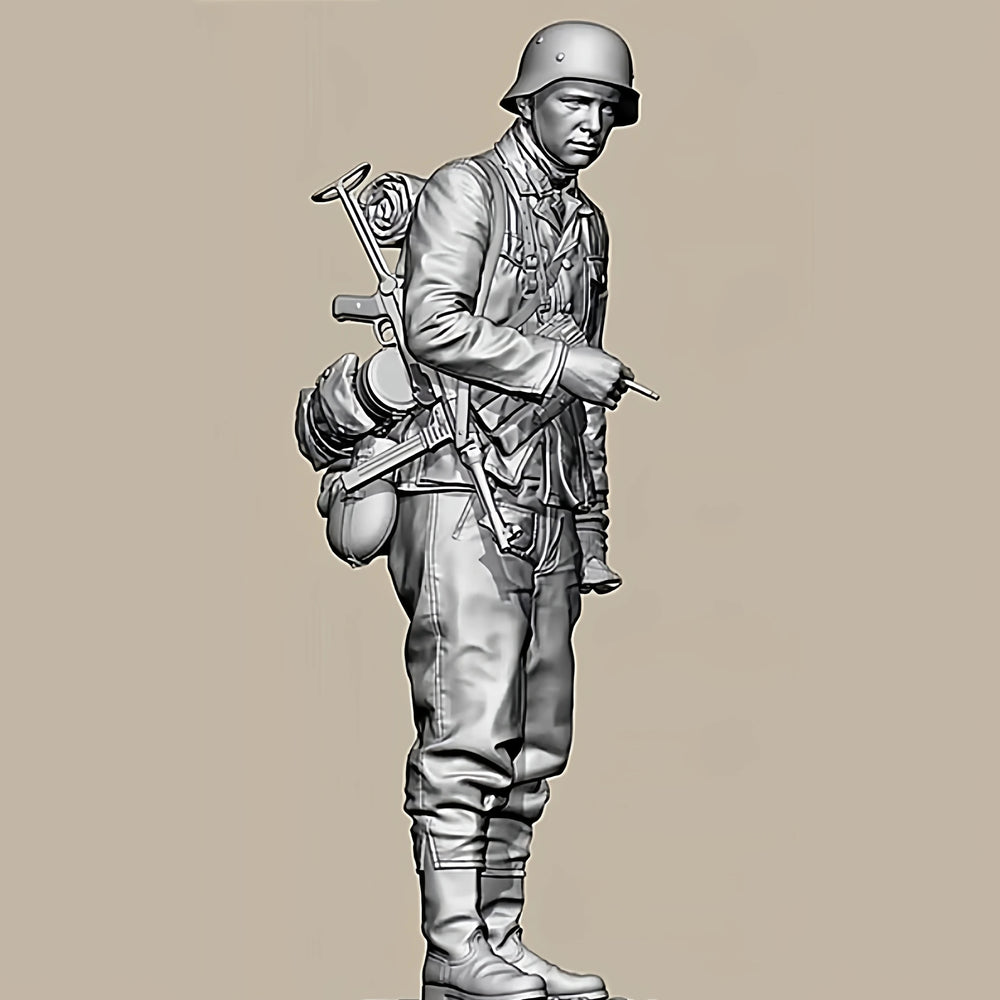 110mm WWII German Soldier, Resin Model Figure Kit, Unassembled and Unpainted