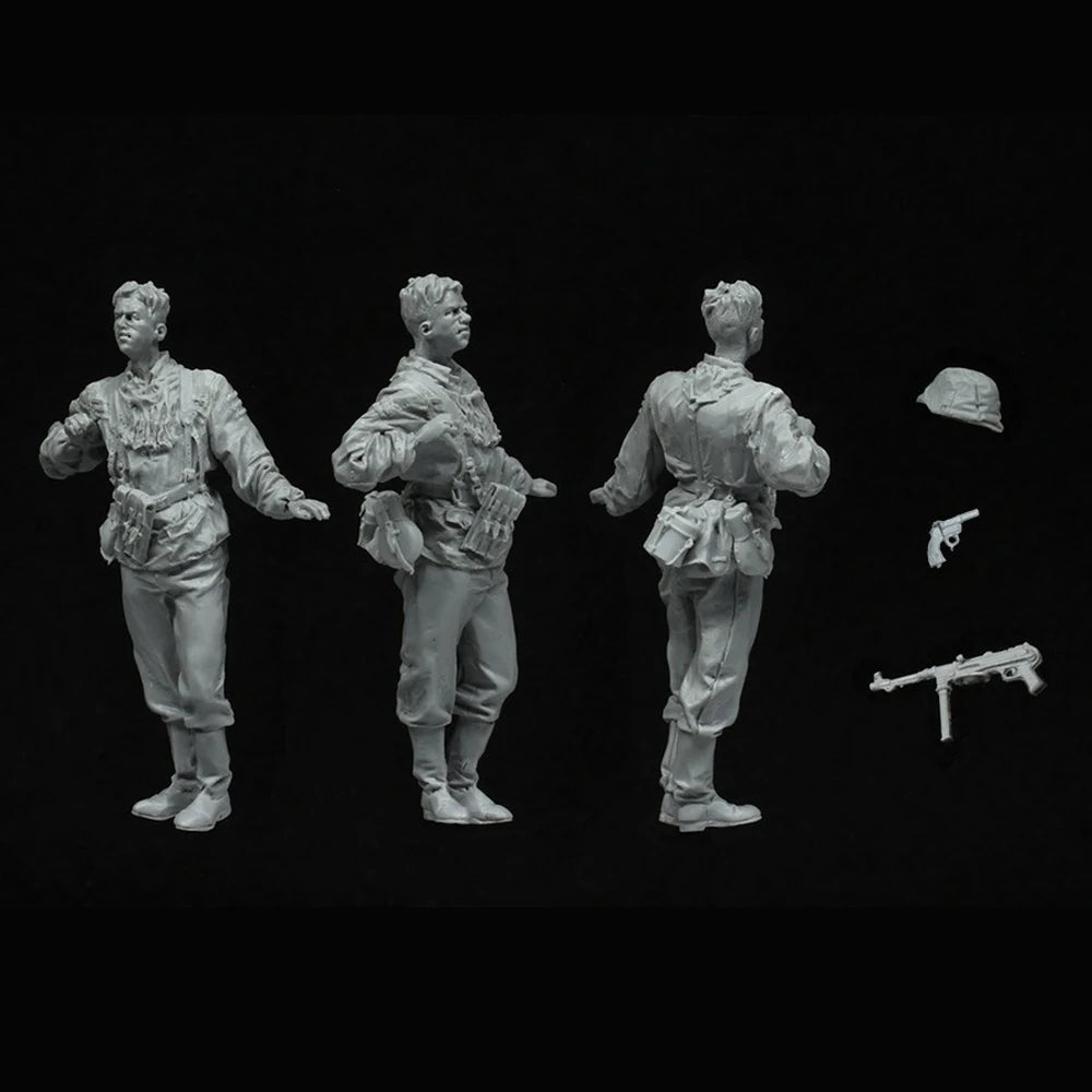 1/35 WWII Squad Leader, 4 Figures, Resin Model Figure Kit, Unassembled and Unpainted