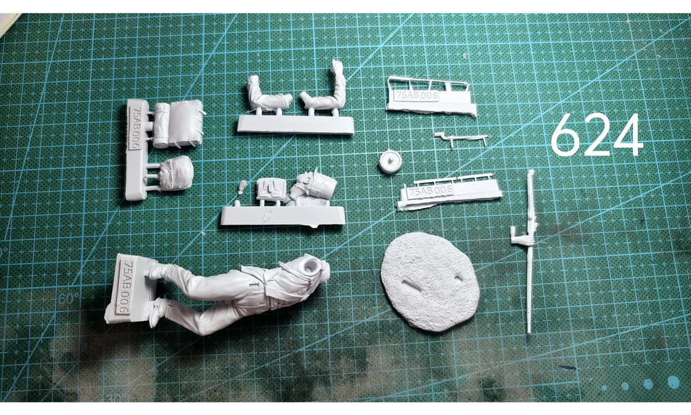 1/24 WWII Military Soldiers, 6 Figures, Resin Model Figure Kit, Unassembled and Unpainted