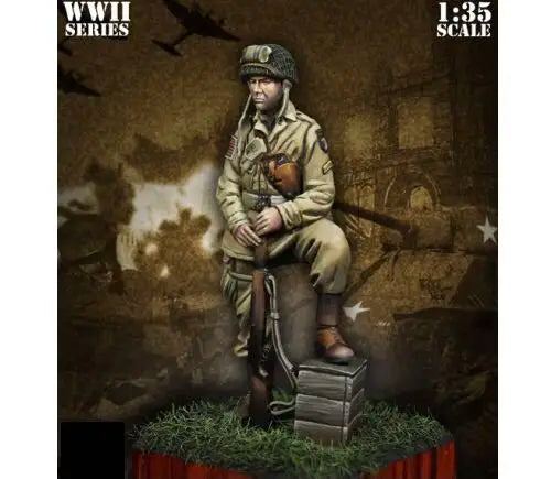 1/35 Modern Military Serviceman, Resin Model Figure Kit, Unassembled and Unpainted