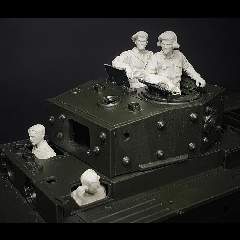 1/35 WWII British Tank Crew with Commander, 4 Figures, Resin Model Figure Kit, Unassembled and Unpainted