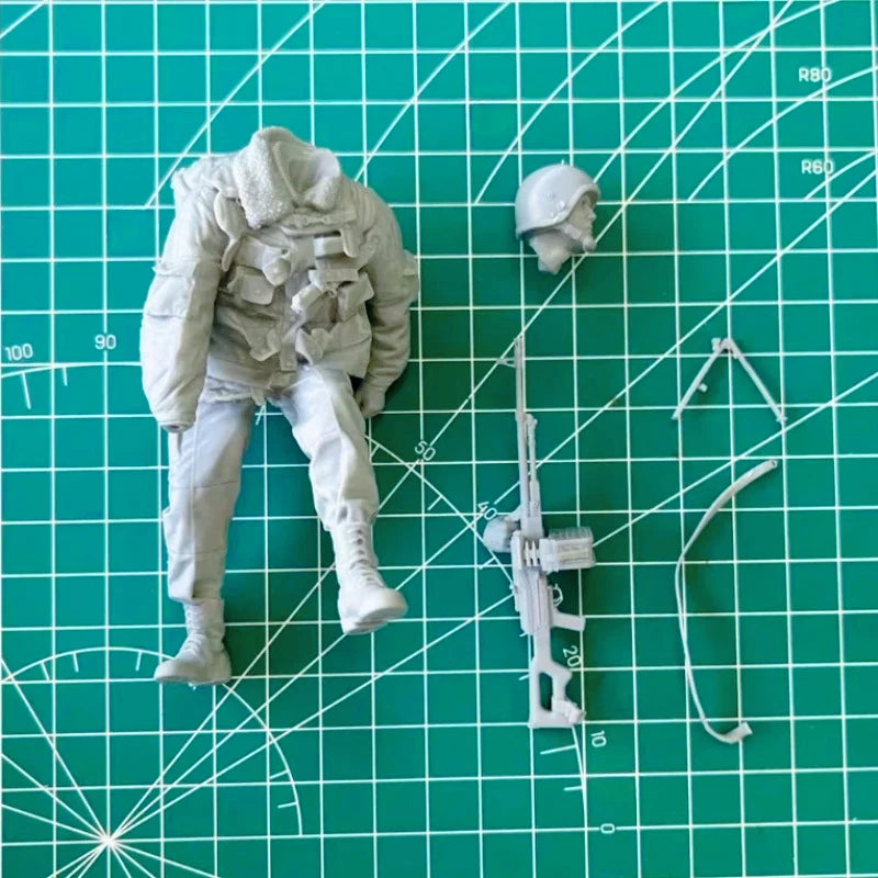 1/16 Modern Russian Interior Troops with Tactical Body Armor, 11 Figures, Resin Model Figure Kit, Unassembled and Unpainted