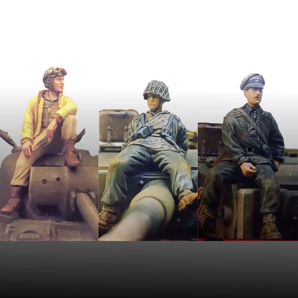 1/35 WWII Infantrymen, 3 Figures, Resin Model Figure Kit, Unassembled and Unpainted