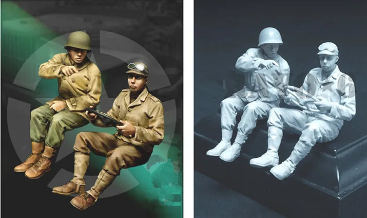 1/35 WWII German Soldiers Seated, 2 Figures, Resin Model Figure Kit, Unassembled and Unpainted