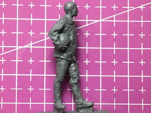1/48 Modern Russian Military Pilots, 5 Figures, Resin Model Figure Kit, Unassembled and Unpainted