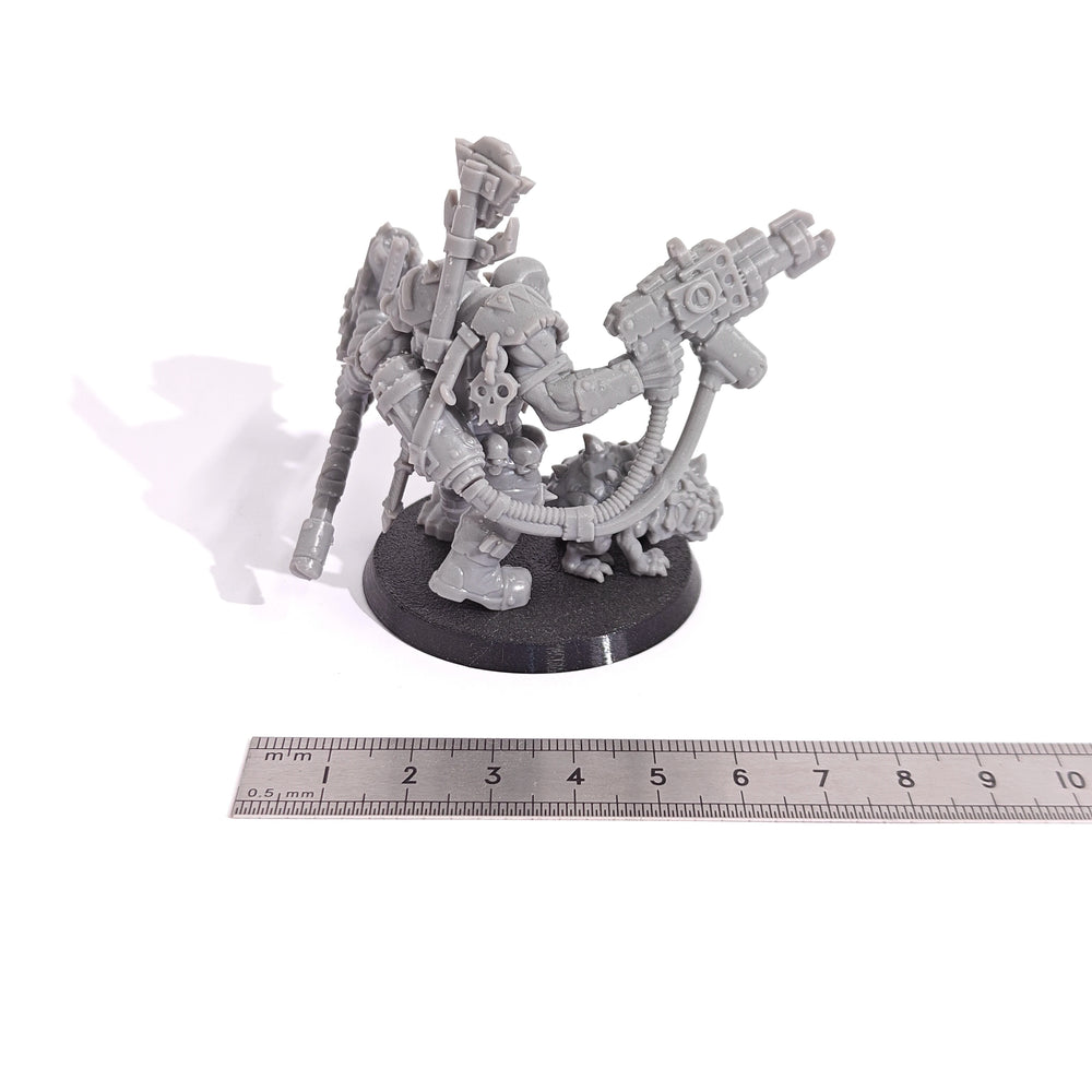 32mm Orc Warriors, 3 Figures, Resin Model Figure Kit, Fantasy Theme, Unassembled and Unpainted
