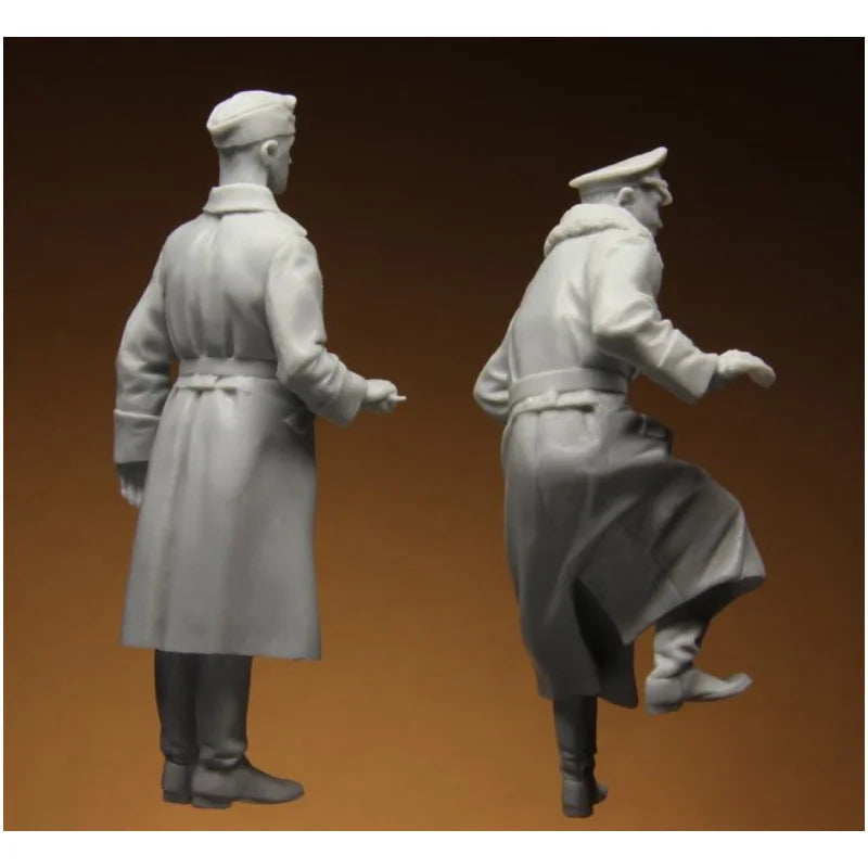 1/35 WWII German General, 2 Figures, Resin Model Figure Kit, Unassembled and Unpainted