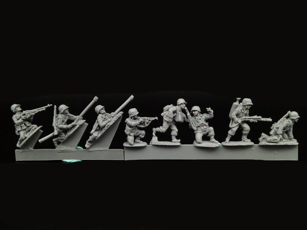 1/72 WWII Allied US Infantry, 7 Figures, Resin Model Figure Kit, Unassembled and Unpainted