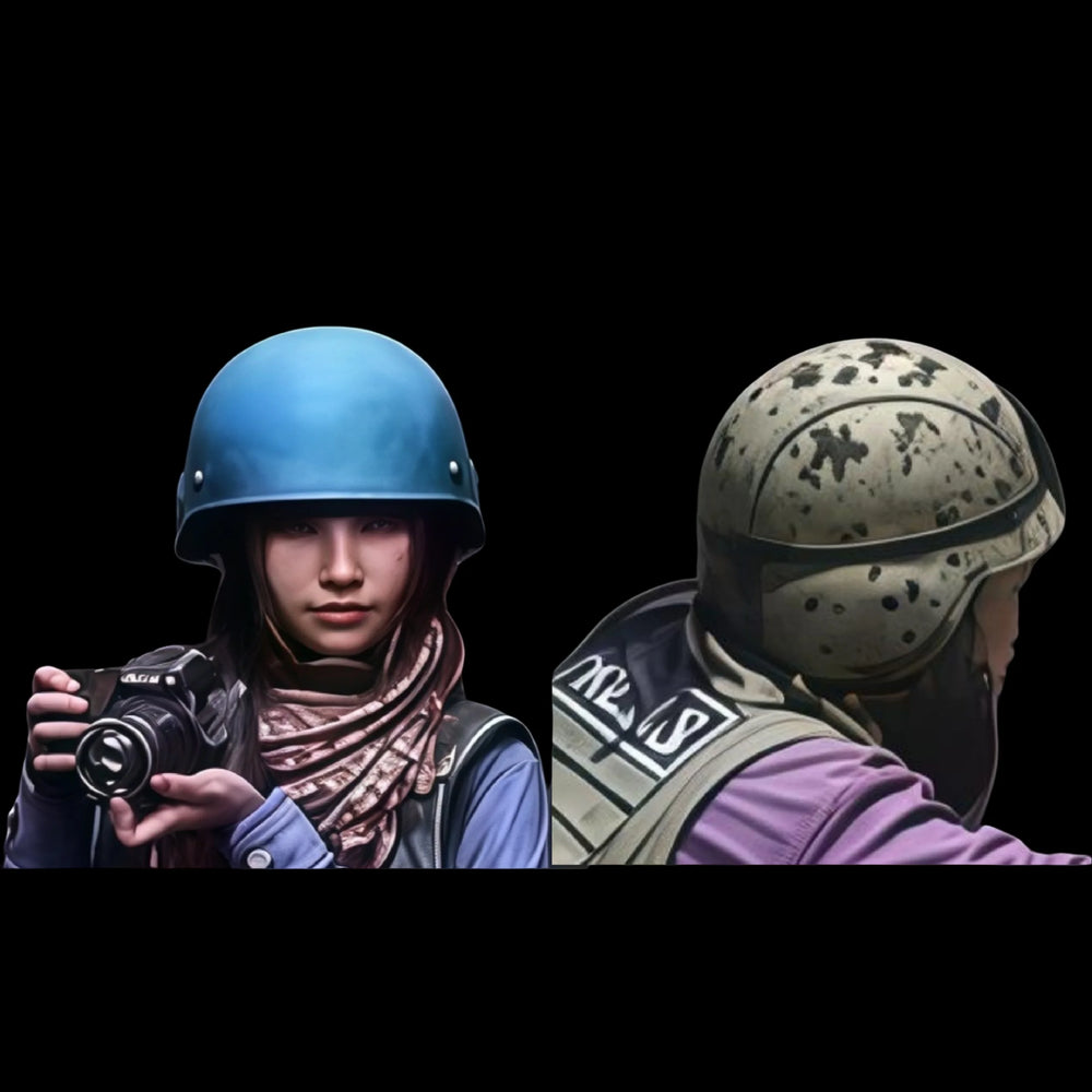 1/35 Modern War Correspondent with Tactical Soldier, 2 Figures, Resin Model Figure Kit, Unassembled and Unpainted