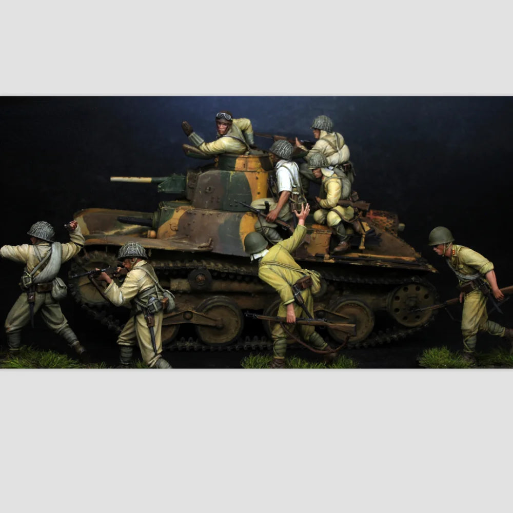 1/35 WWII German Infantry Tank Assault, 8 Figures, Resin Model Figure Kit, Unassembled and Unpainted
